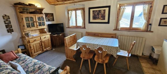 3 bedrooms Apartment in Rieti, Italy No. 350492 2