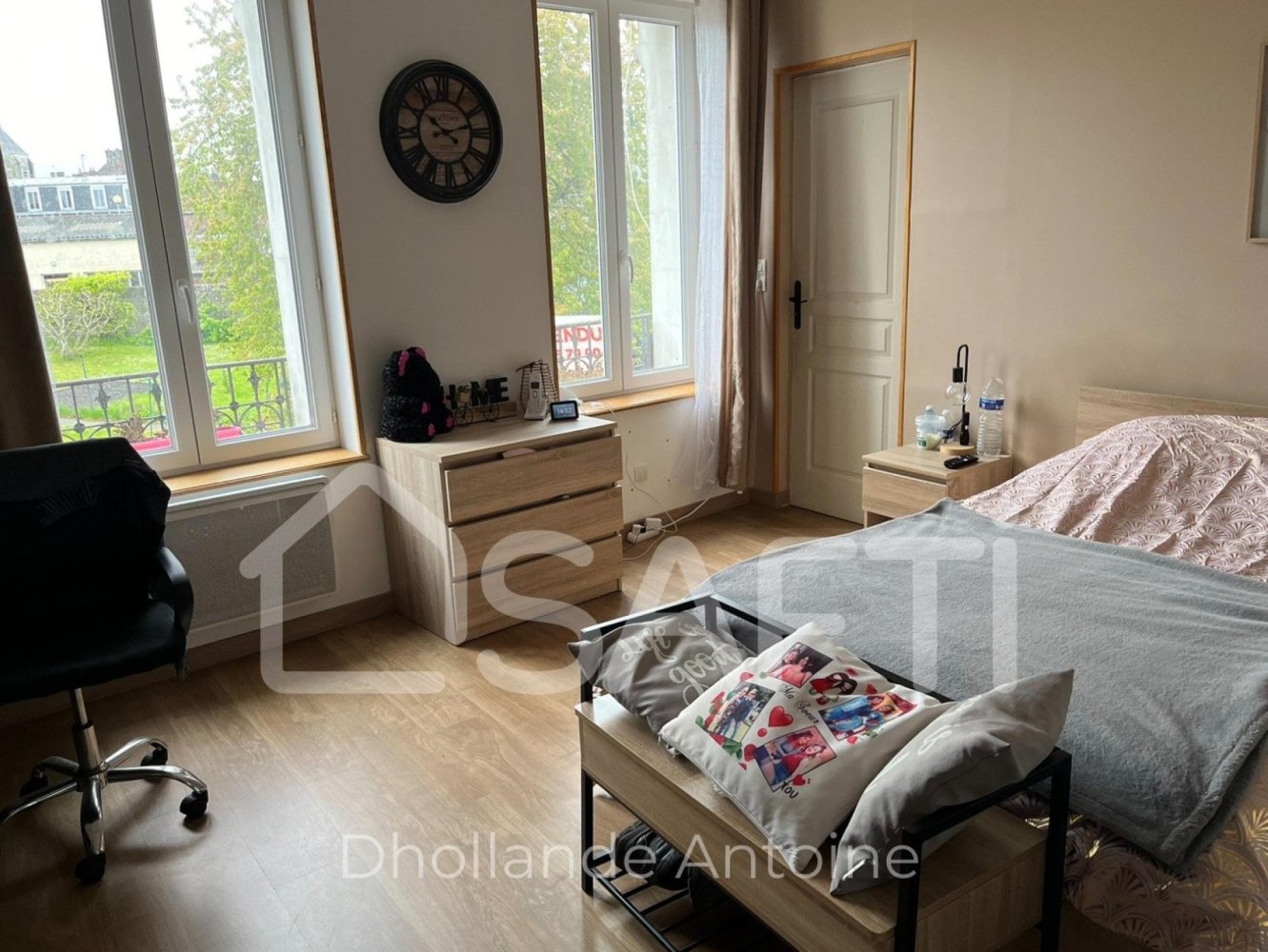 4 chambres Maison à Ribemont, France No. 76453