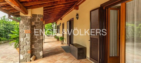 5 bedrooms Villa in Velletri, Italy No. 102146 25