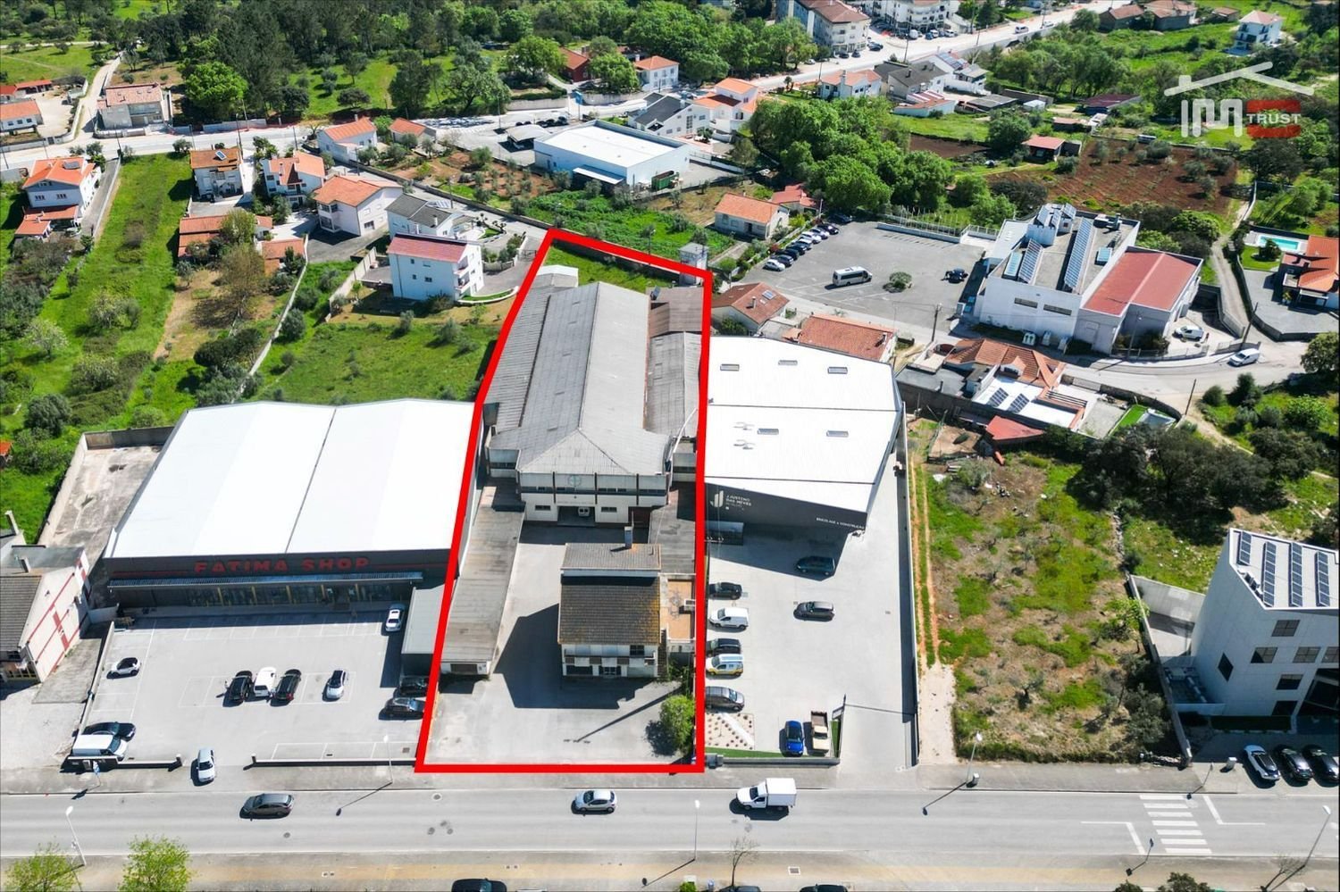 3690m² Warehouse in Fatima, Portugal No. 261421