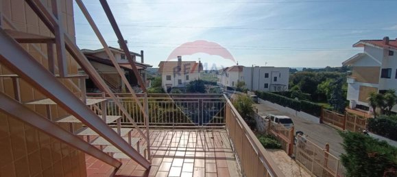 Villa de 4 dormitorios en Formia, Italy No. 110117 38