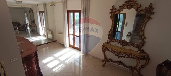 Villa de 4 dormitorios en Formia, Italy No. 110117 10