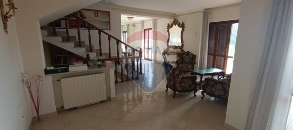 Villa de 4 dormitorios en Formia, Italy No. 110117 26