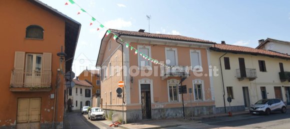 5 rooms Apartment in Caselle Torinese, Italy No. 318326 3