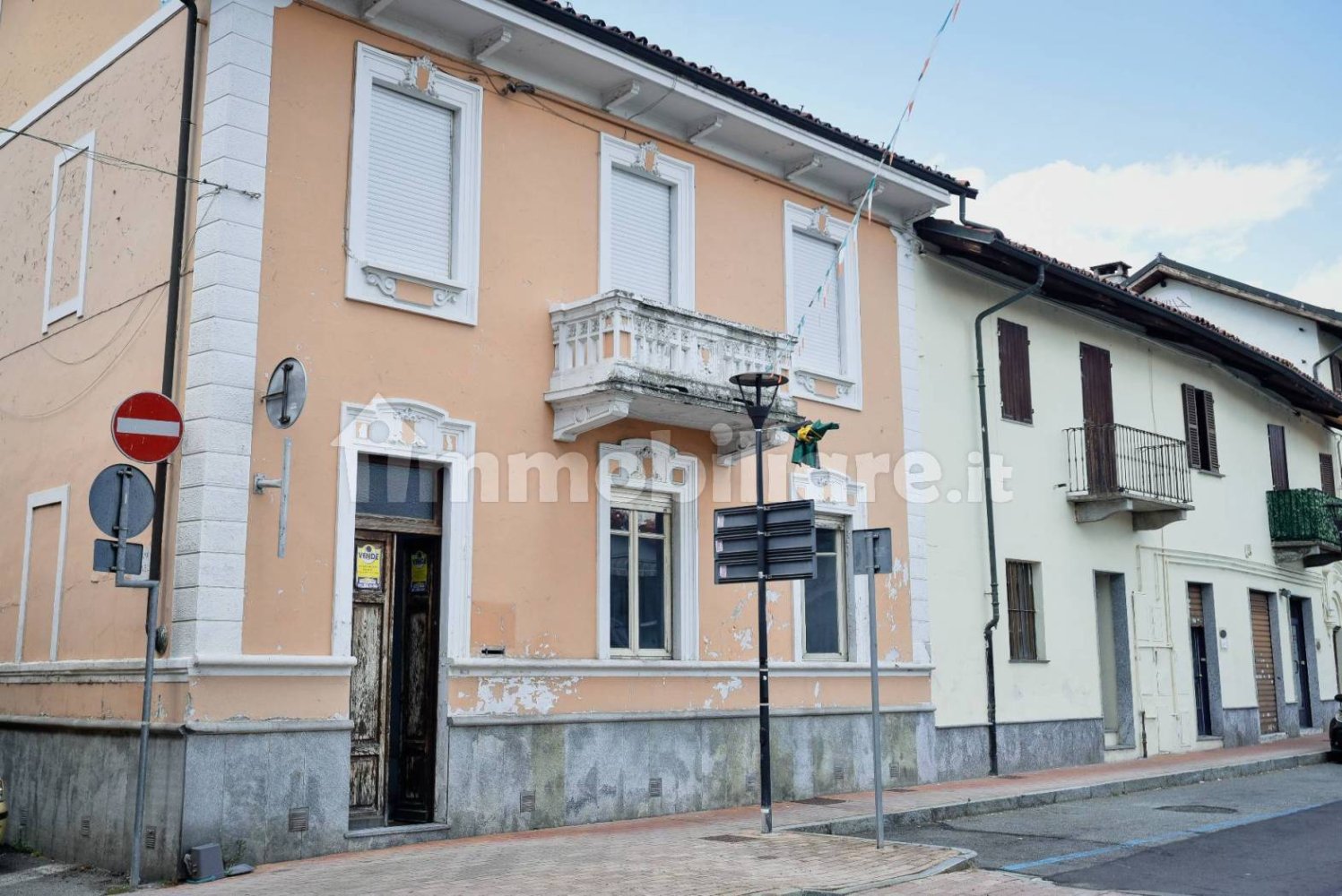 5 rooms Apartment in Caselle Torinese, Italy No. 318326