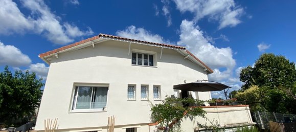 3 bedrooms House in Monsempron-Libos, France No. 279432 2