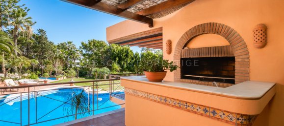 8 bedrooms Villa in Estepona, Spain No. 24231 46