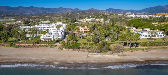 8 bedrooms Villa in Estepona, Spain No. 24231 7