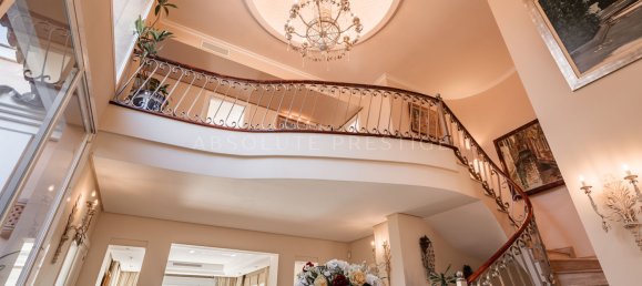 8 bedrooms Villa in Estepona, Spain No. 24231 37