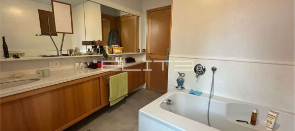 6 chambres Appartement à Ancona, Italy No. 313475 16