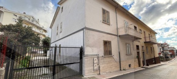 9غرفة موقف سيارات في San Giovanni Rotondo, Italy رقم 21468 2