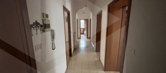 9غرفة موقف سيارات في San Giovanni Rotondo, Italy رقم 21468 3
