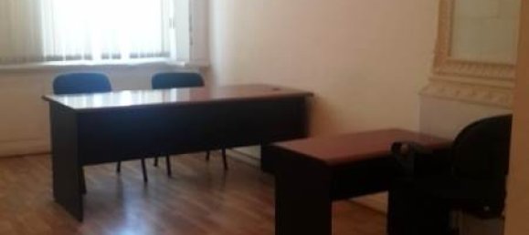 7 bedrooms Apartment in Baku, Azerbaijan No. 190 10