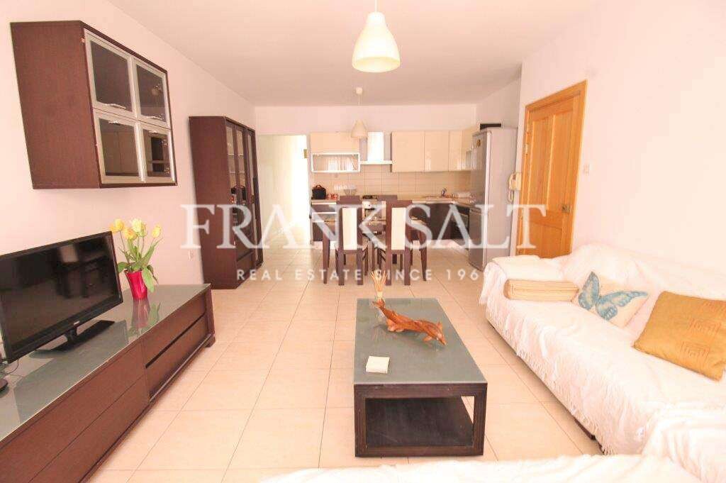 Apartamento de 3 dormitorios en Msida, Malta No. 4022