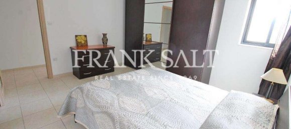 Apartamento de 3 dormitorios en Msida, Malta No. 4022 5