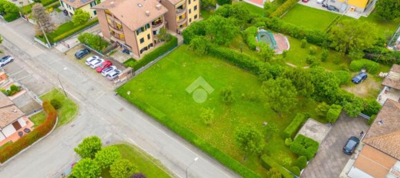 900m² Land in Quattro Castella, Italy No. 114358 30