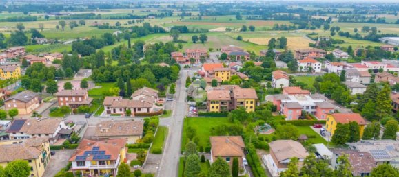 900m² Land in Quattro Castella, Italy No. 114358 28