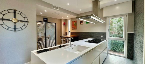 2 Schlafzimmer Wohnung in Rome, Italy, Nr. 219325 32