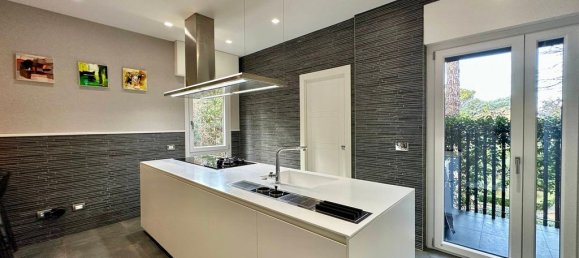 2 Schlafzimmer Wohnung in Rome, Italy, Nr. 219325 30