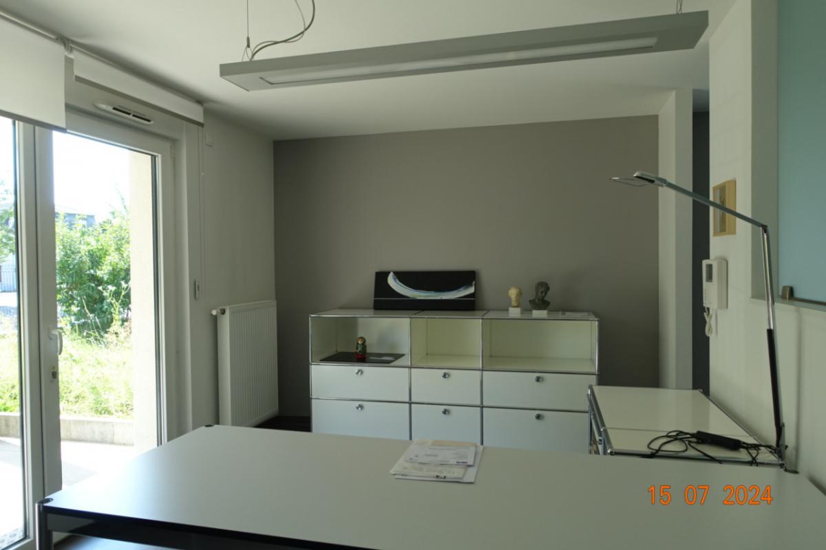 Офис 136м² в Винтценхайм, Франция № 260157