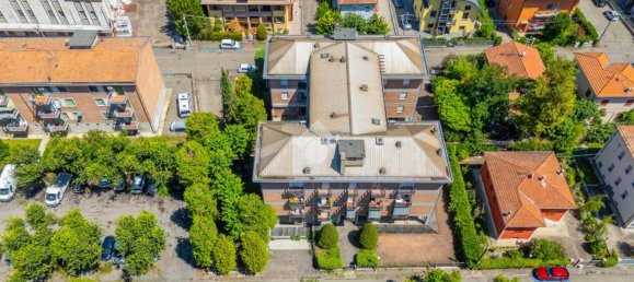 2 bedrooms Apartment in Reggio Emilia, Italy No. 309221 26