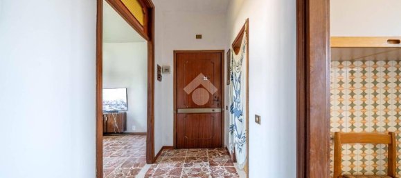 2 bedrooms Apartment in Reggio Emilia, Italy No. 309221 7