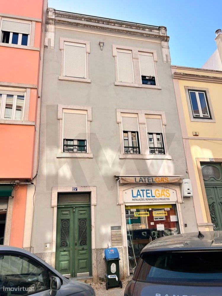 9 bedrooms Building in Lisbon, Portugal No. 205440