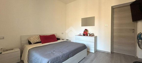 3 Schlafzimmer Wohnung in Arezzo, Italy, Nr. 358274 9
