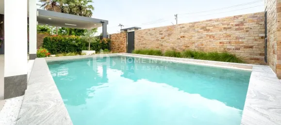 3 bedrooms House in Phuket, Thailand No. 61272 3