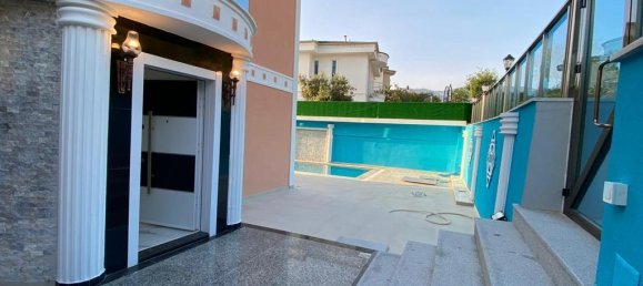 Villa de 5+1 en Kestel, Turkey No. 15666 18