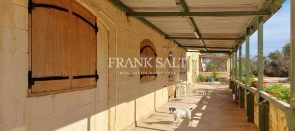 Ферма с 1 спальней в Заббар, Мальта № 1101 4