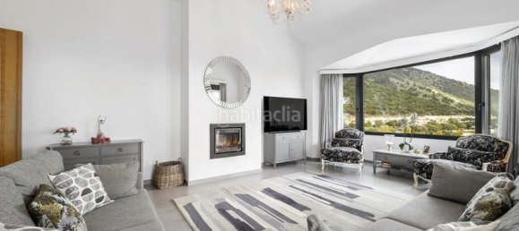 4 bedrooms Villa in Mijas, Spain No. 21599 23