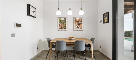 4 bedrooms Villa in Mijas, Spain No. 21599 20