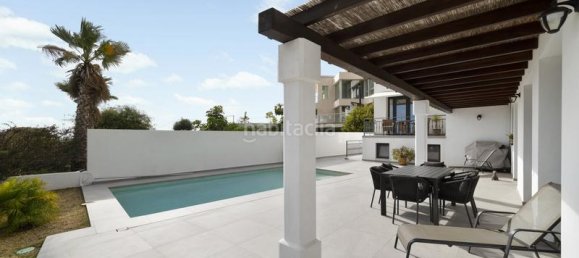 4 bedrooms Villa in Mijas, Spain No. 21599 25