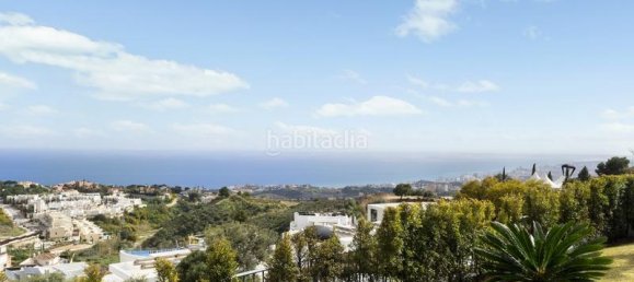 4 bedrooms Villa in Mijas, Spain No. 21599 2