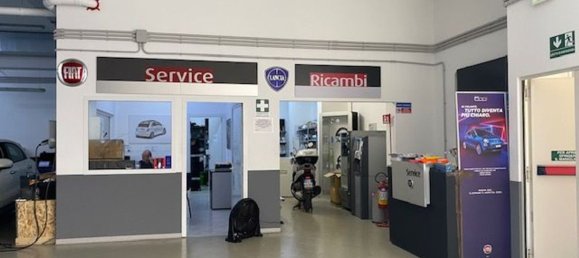 Gewerbliche Immobilie in Termini Imerese, Italy 1100m², Nr. 48341 12