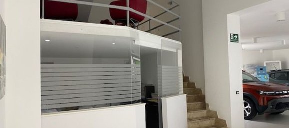 Gewerbliche Immobilie in Termini Imerese, Italy 1100m², Nr. 48341 10