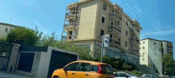 Gewerbliche Immobilie in Termini Imerese, Italy 1100m², Nr. 48341 2