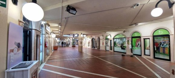 Imóvel comercial em Anzio, Italy 486 m² N.º 317276 4