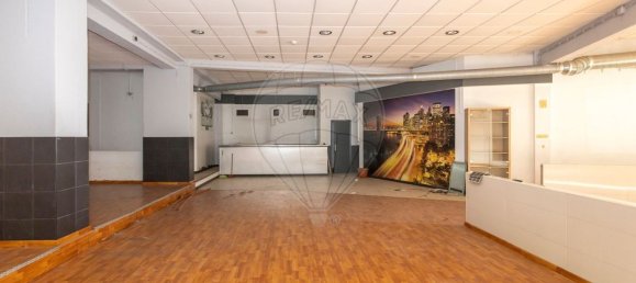 Almacén en Seixal, Portugal 230 m² No. 88678 10