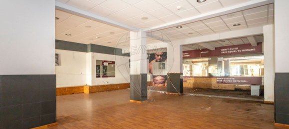 Almacén en Seixal, Portugal 230 m² No. 88678 7
