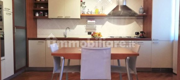 Apartamento de 2 dormitorios en Vigevano, Italy No. 313399 2