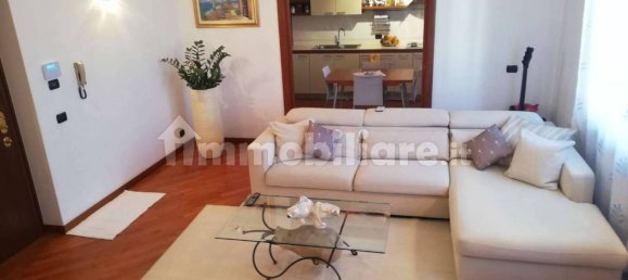 Apartamento de 2 dormitorios en Vigevano, Italy No. 313399 3