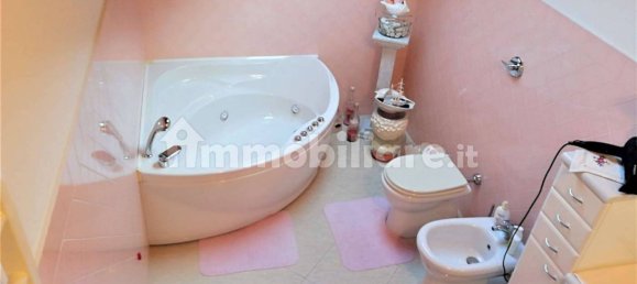 Apartamento de 2 dormitorios en Vigevano, Italy No. 313399 7