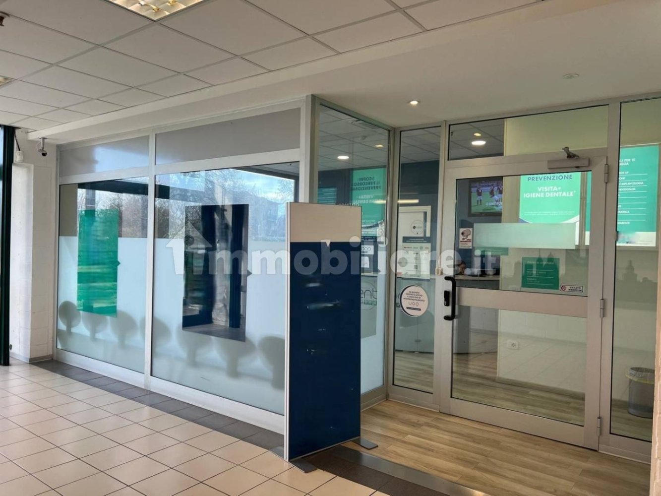 Büro in Bologna, Italy 247m², Nr. 319514