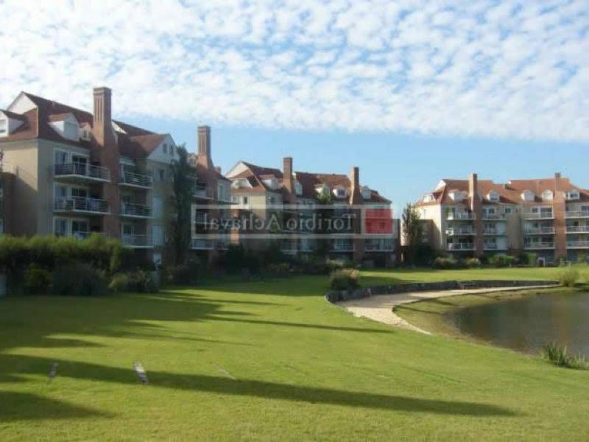 2 bedrooms Apartment in Tigre, Argentina No. 51419