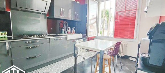 4 Schlafzimmer Haus in Montfermeil, France, Nr. 140915 6