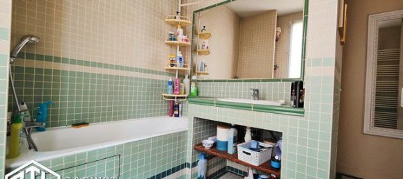 4 Schlafzimmer Haus in Montfermeil, France, Nr. 140915 9