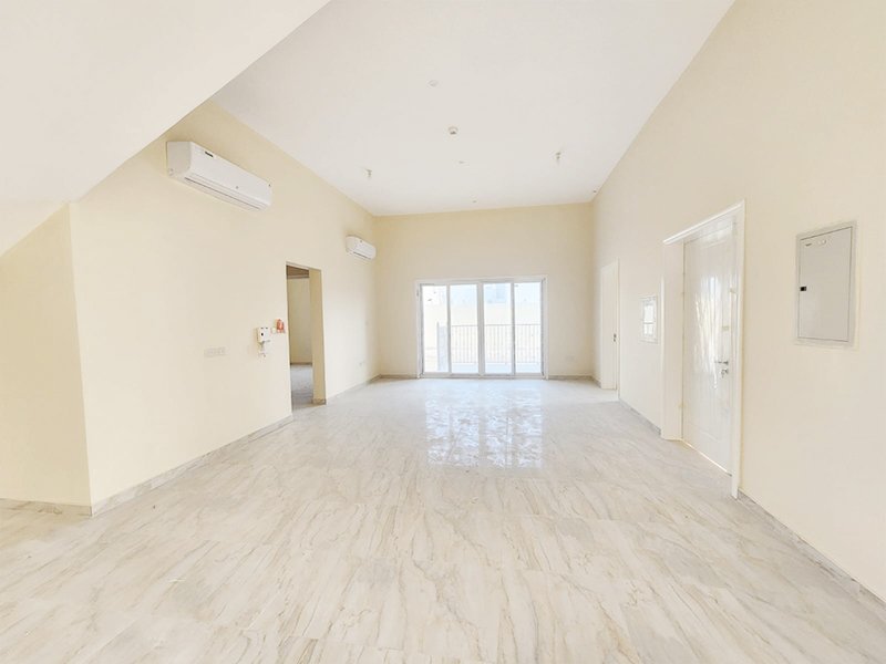 10 bedrooms Villa in Abu Dhabi, UAE No. 37747