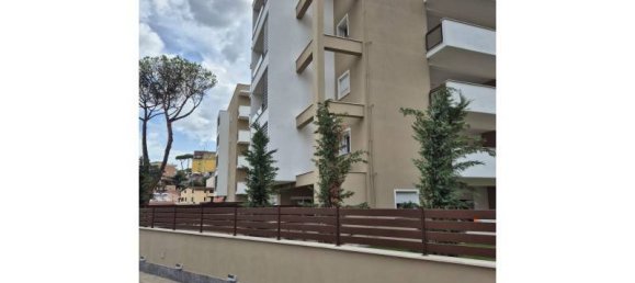 Квартира с 2 спальнями в Рим, Италия № 202223 13